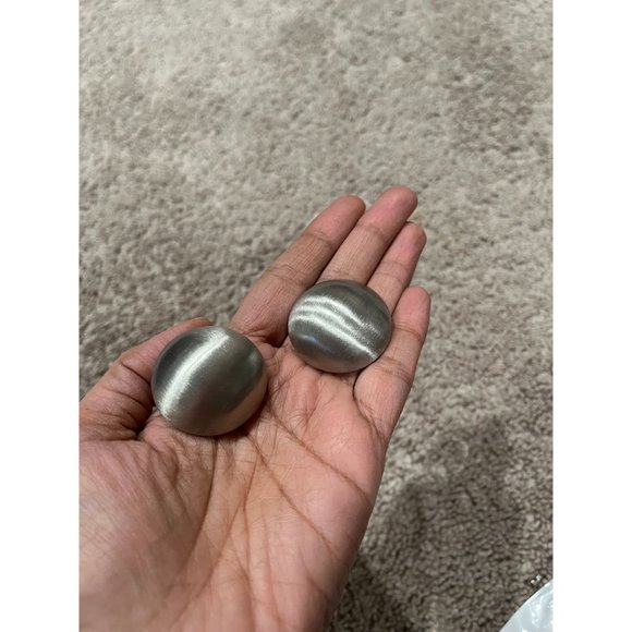 Big Silver stud earrings statement bold large round metal chunky shiny stud - Picture 3 of 7